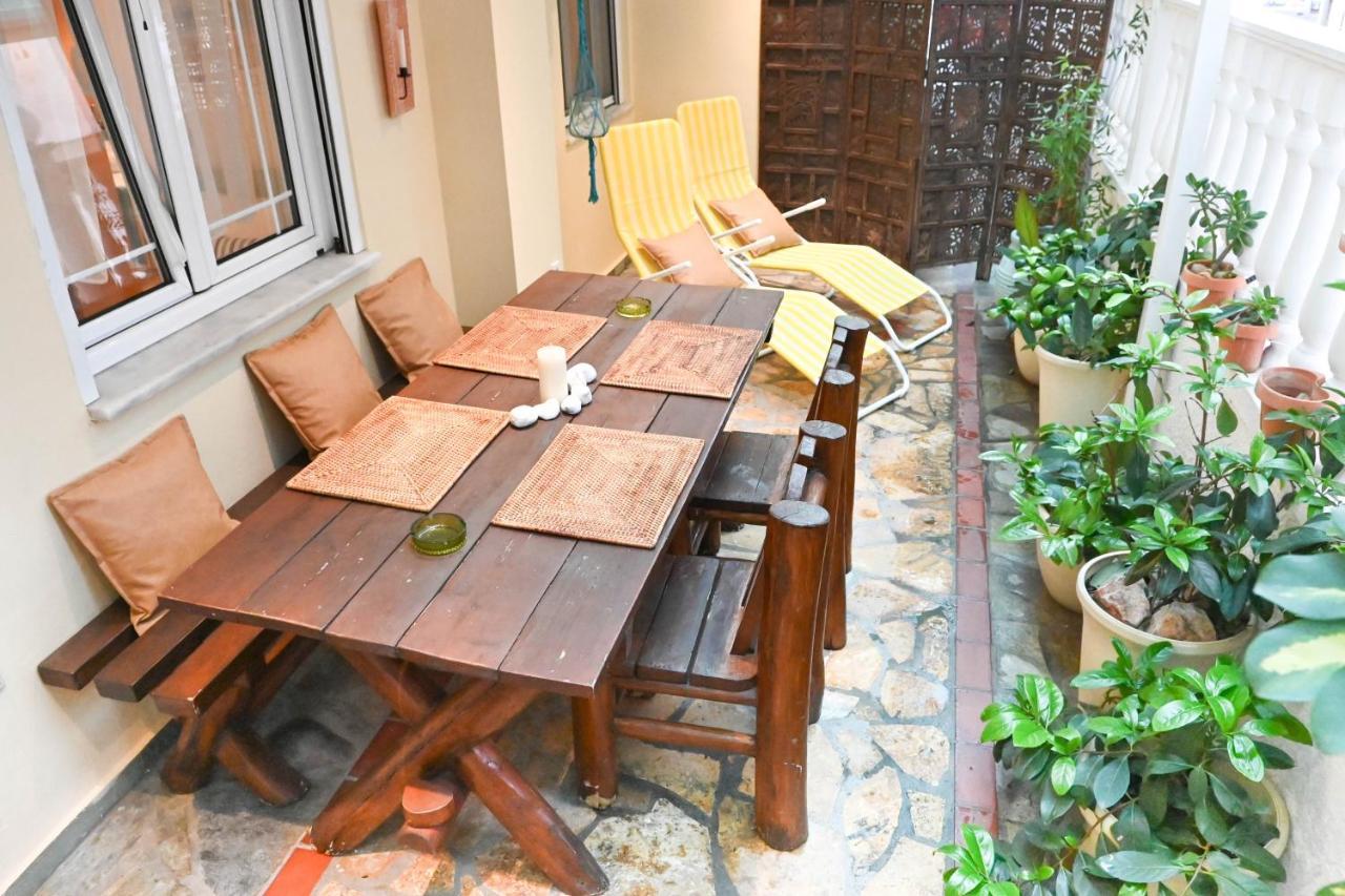 Apartmán El Greco Nei Pori Exteriér fotografie