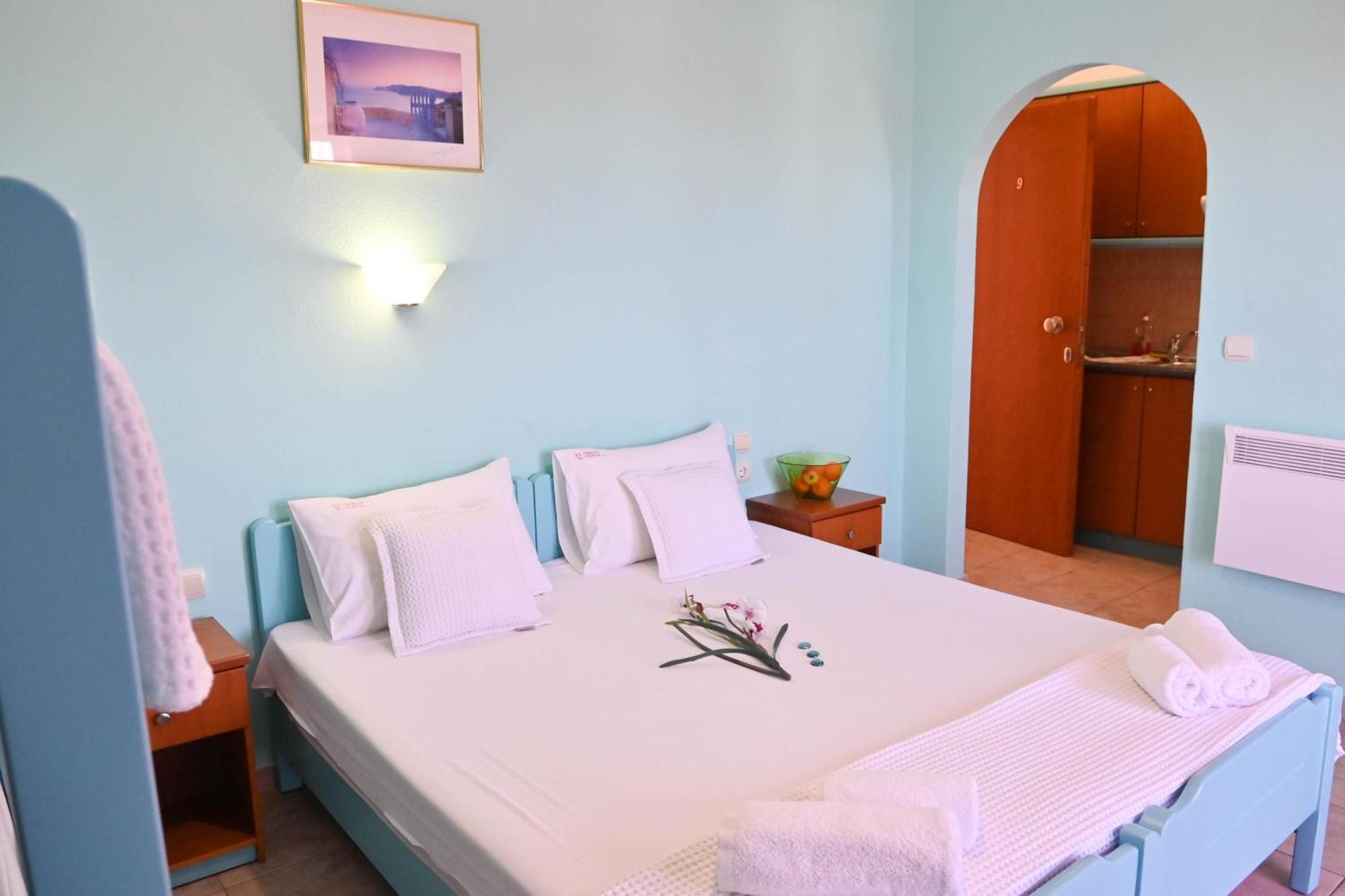 Apartmán El Greco Nei Pori Pokoj fotografie