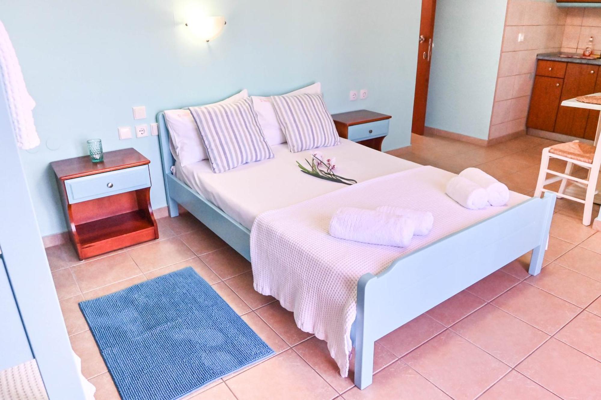 Apartmán El Greco Nei Pori Pokoj fotografie